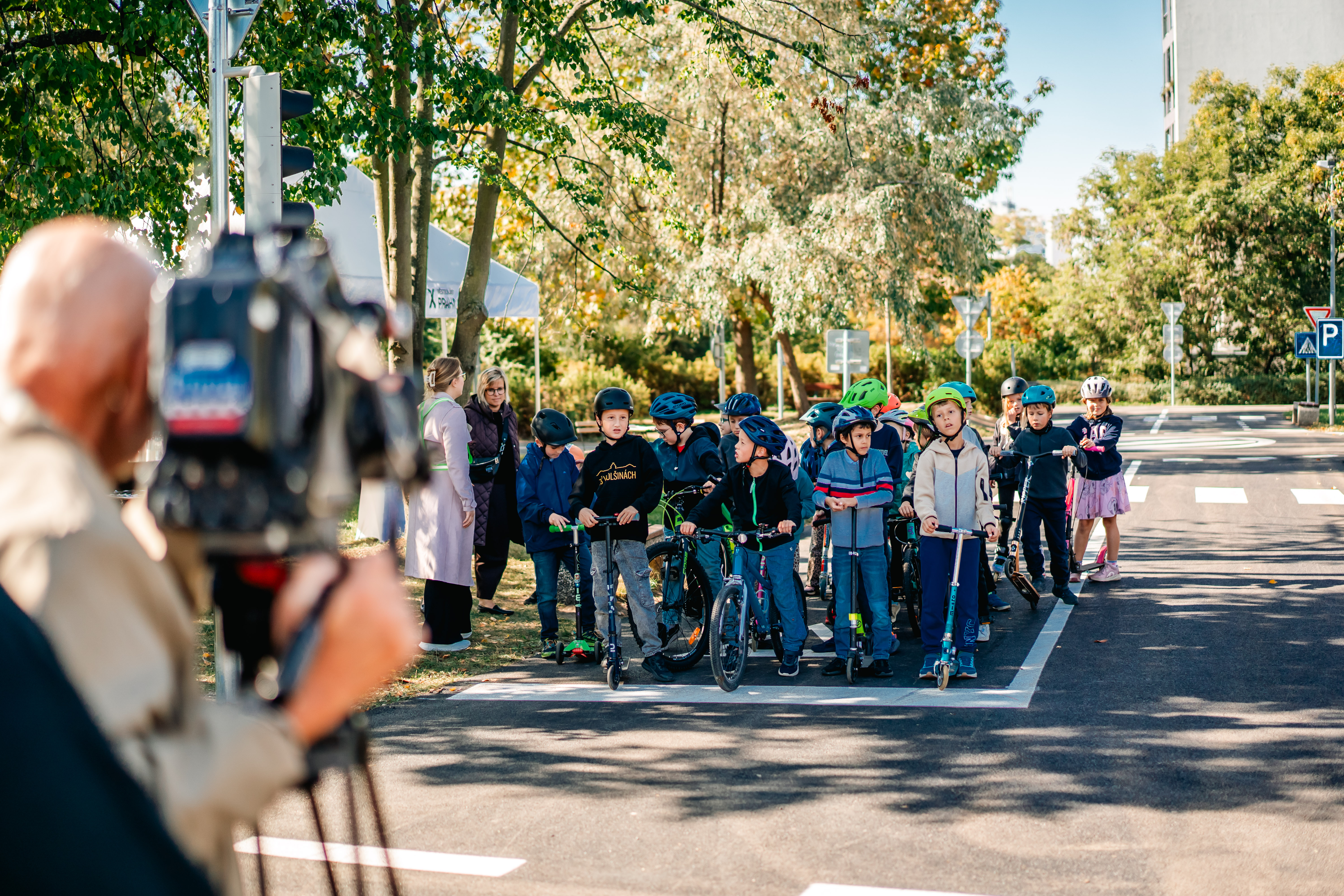 SWARCO ITS School playground traffic safety in Prague