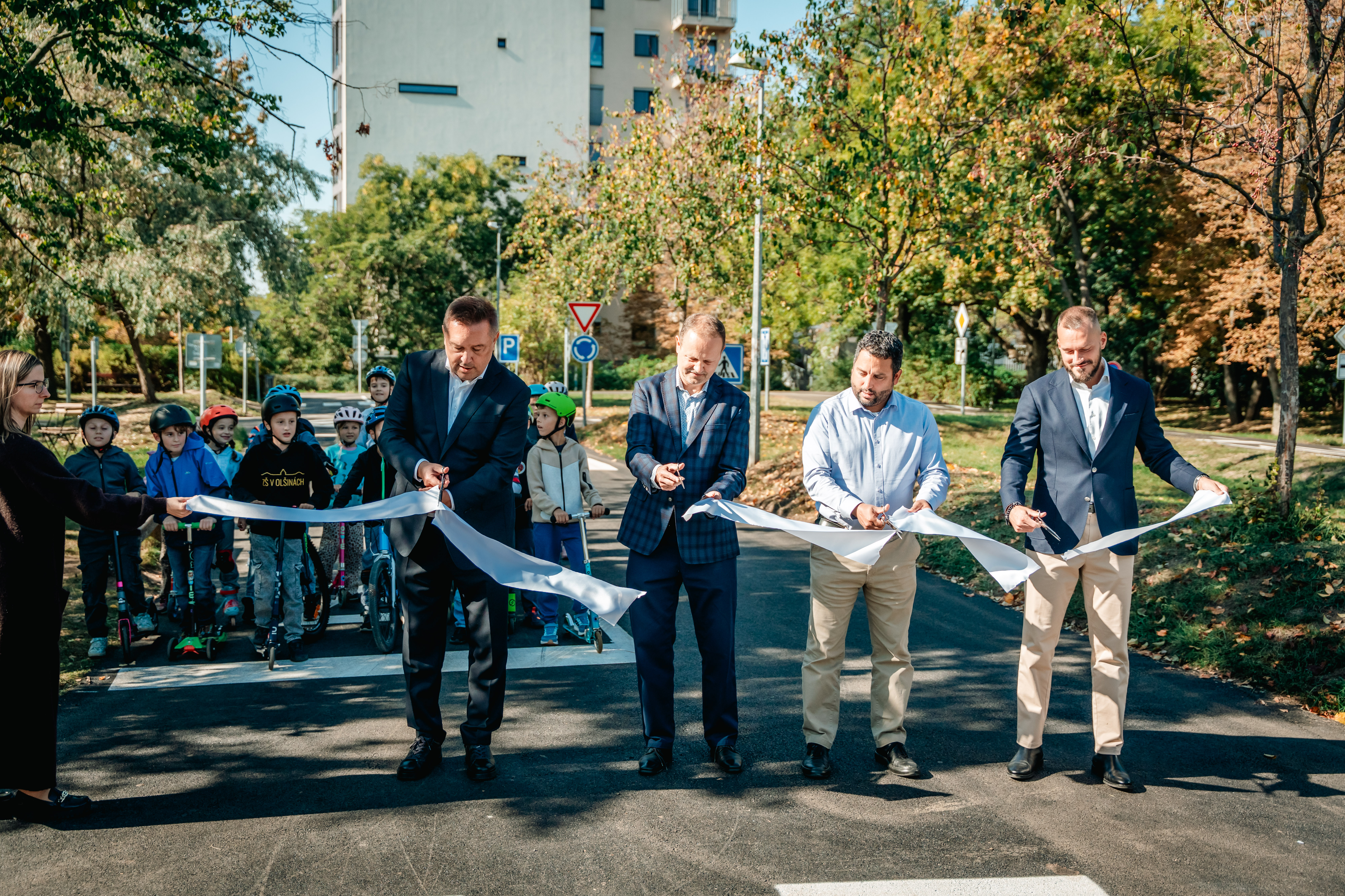 SWARCO ITS School playground traffic safety in Prague