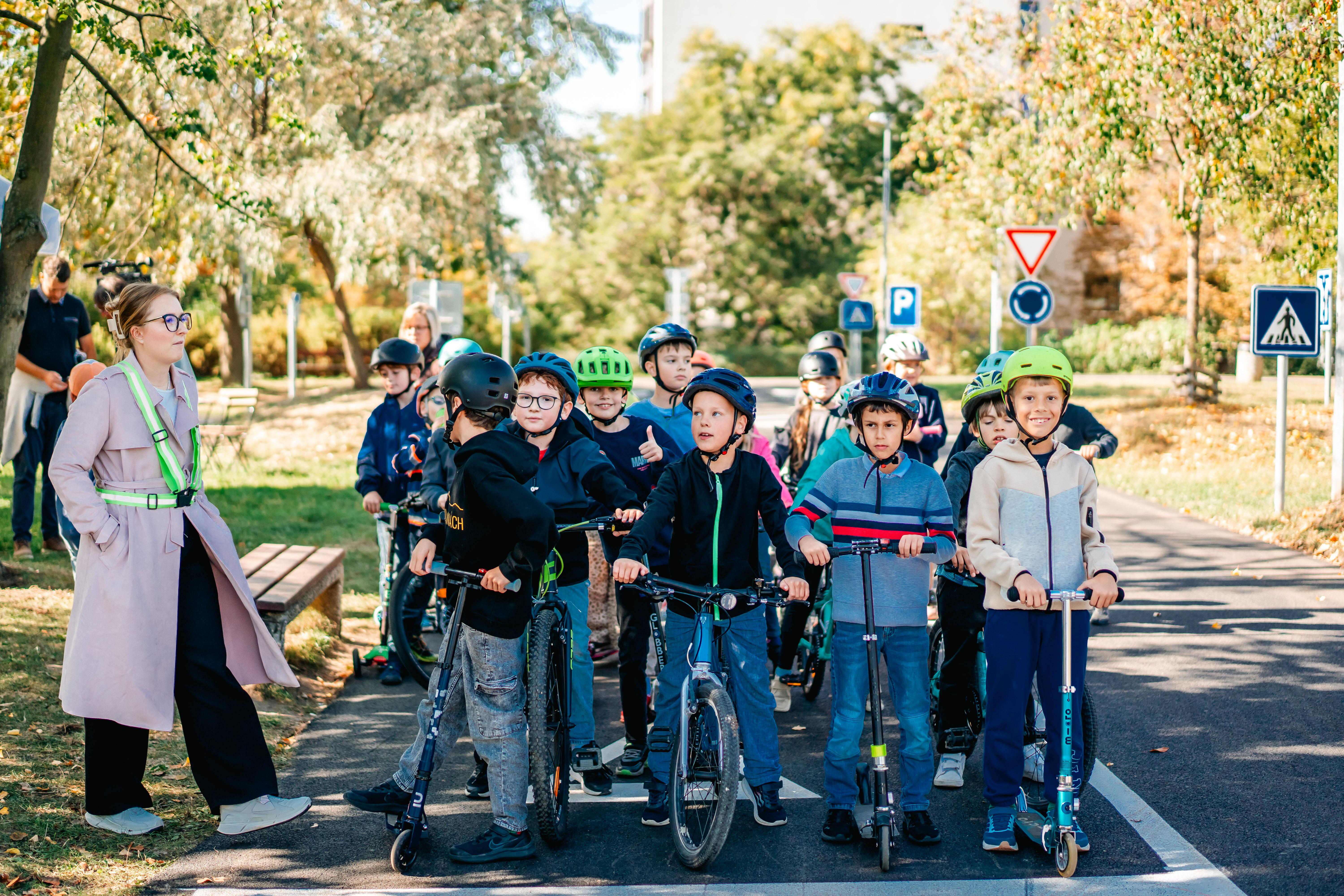 SWARCO ITS School playground traffic safety in Prague